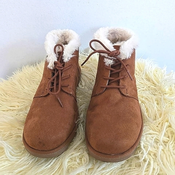 Makalu Kora Brown Suede Faux Fur Lined Lace Up Winter Boots size 11 🌴✌️ - Picture 1 of 6